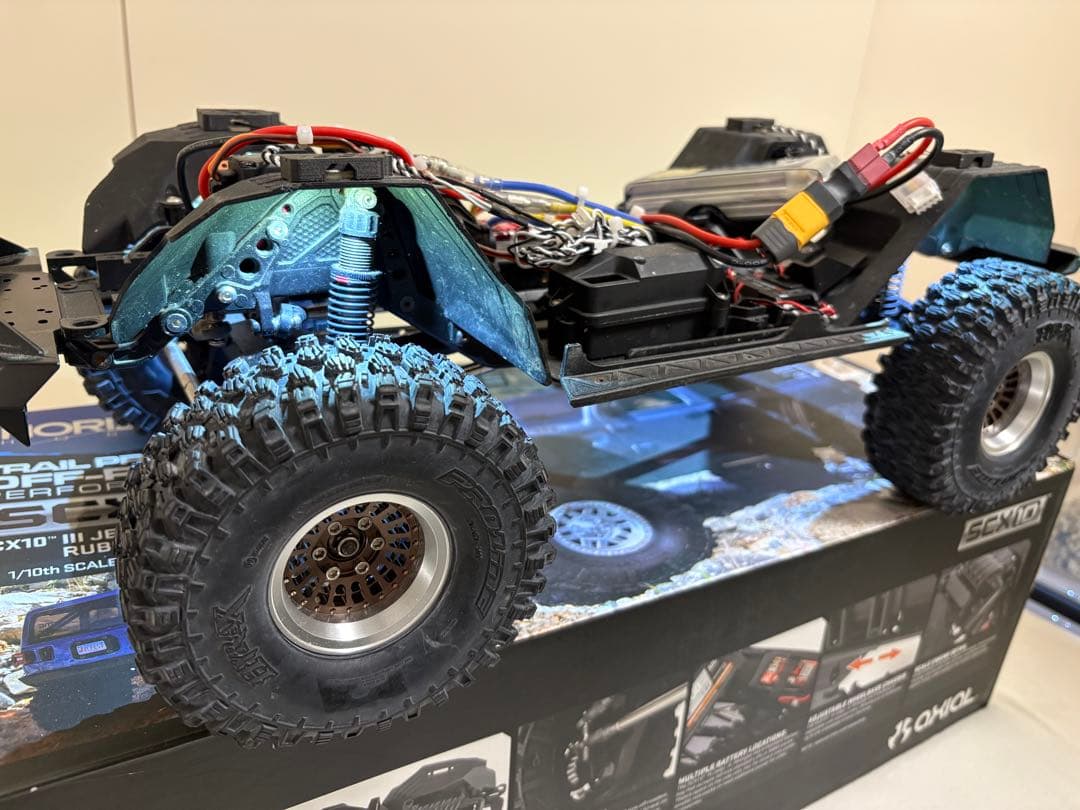 Axial SCX10iii 組立済みキット 送受信機セット
