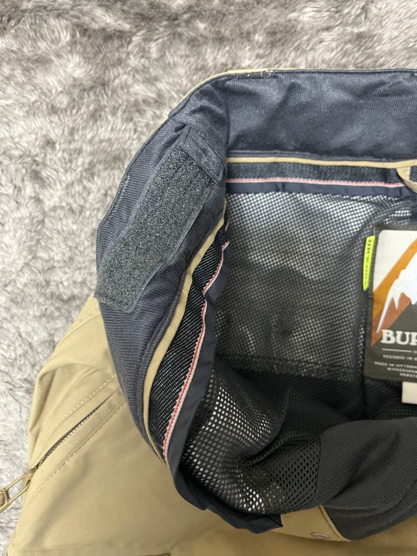 【美品】BURTON スノーボードパンツ ベージュ カーゴスタイル
