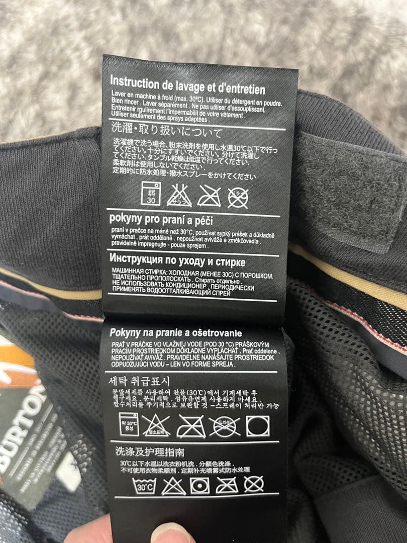 【美品】BURTON スノーボードパンツ ベージュ カーゴスタイル