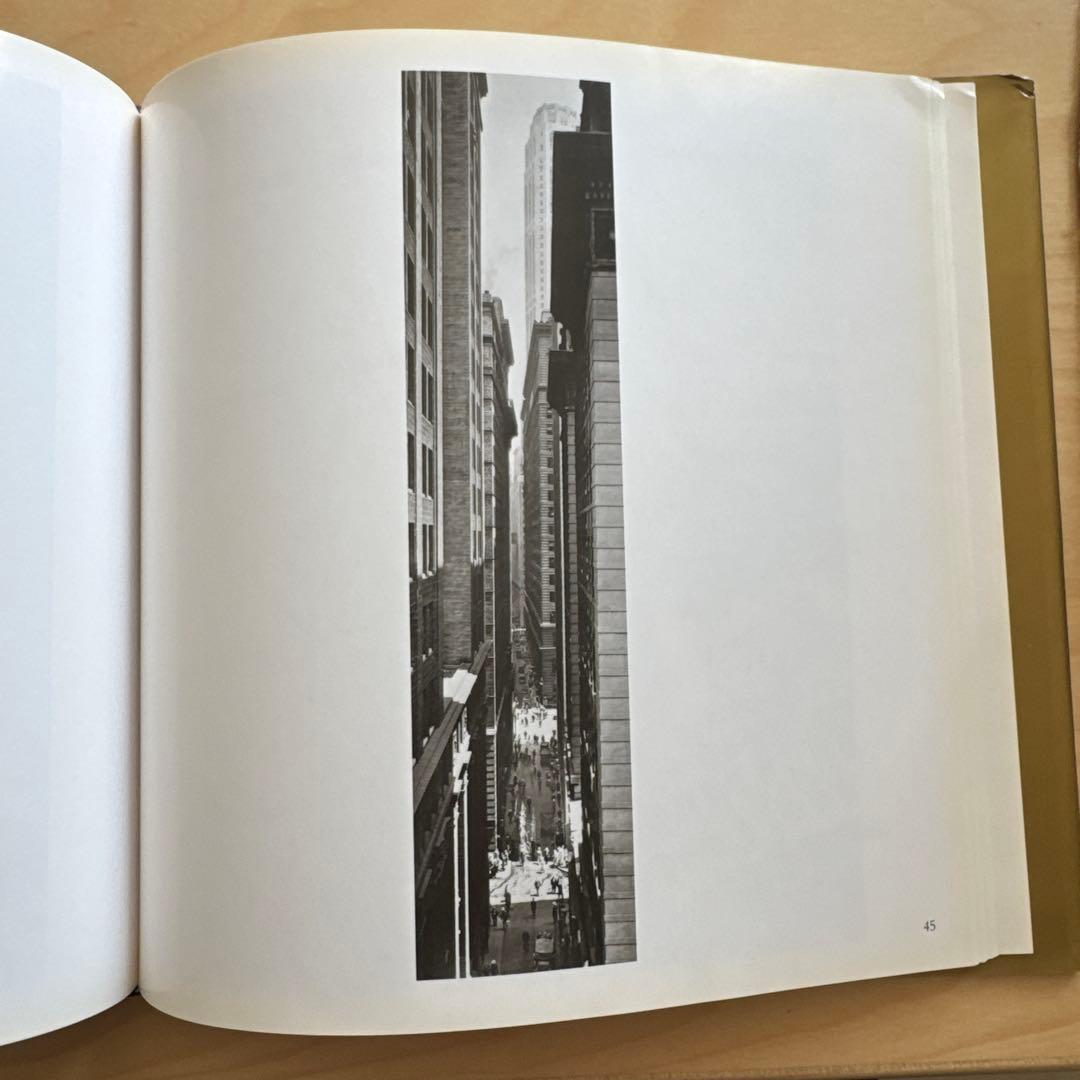 アート・デザイン・音楽 Berenice Abbott Masters of Photography