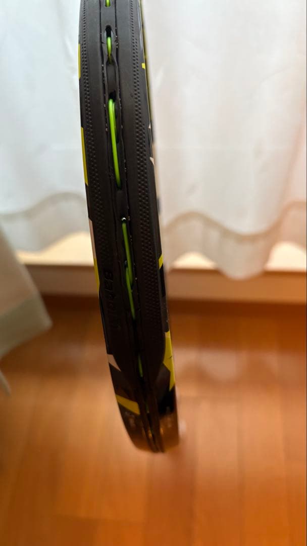 バボラ　ピュアアエロチーム　285g 27インチ