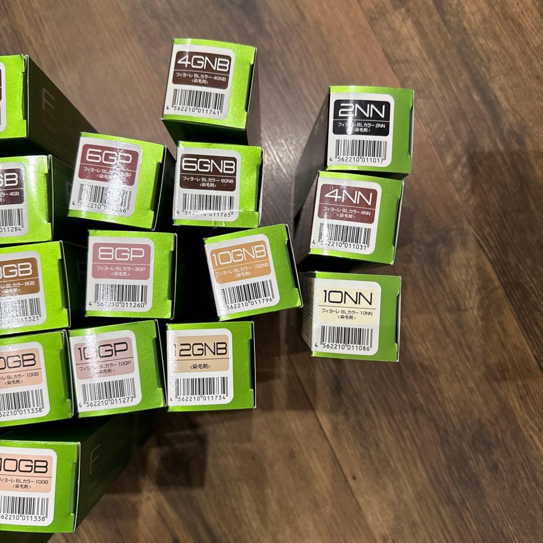 フィヨーレBLカラー　新品未使用　24本