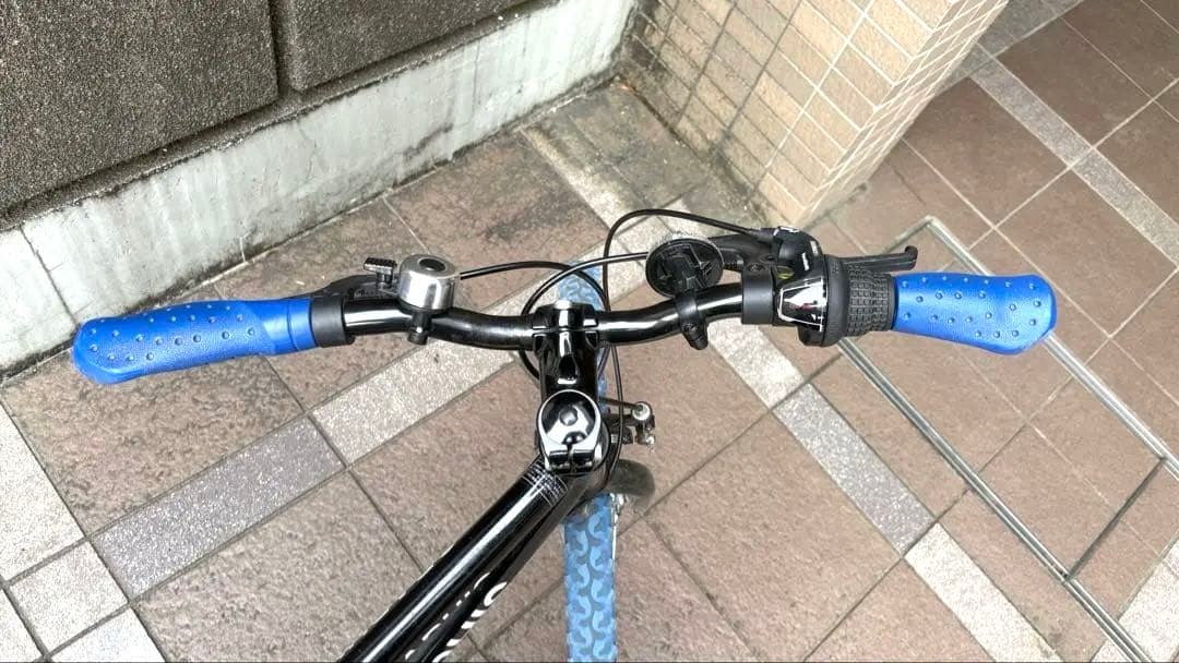 GRAPHIS 22インチ キッズバイク ブラック×ブルー横浜市緑区