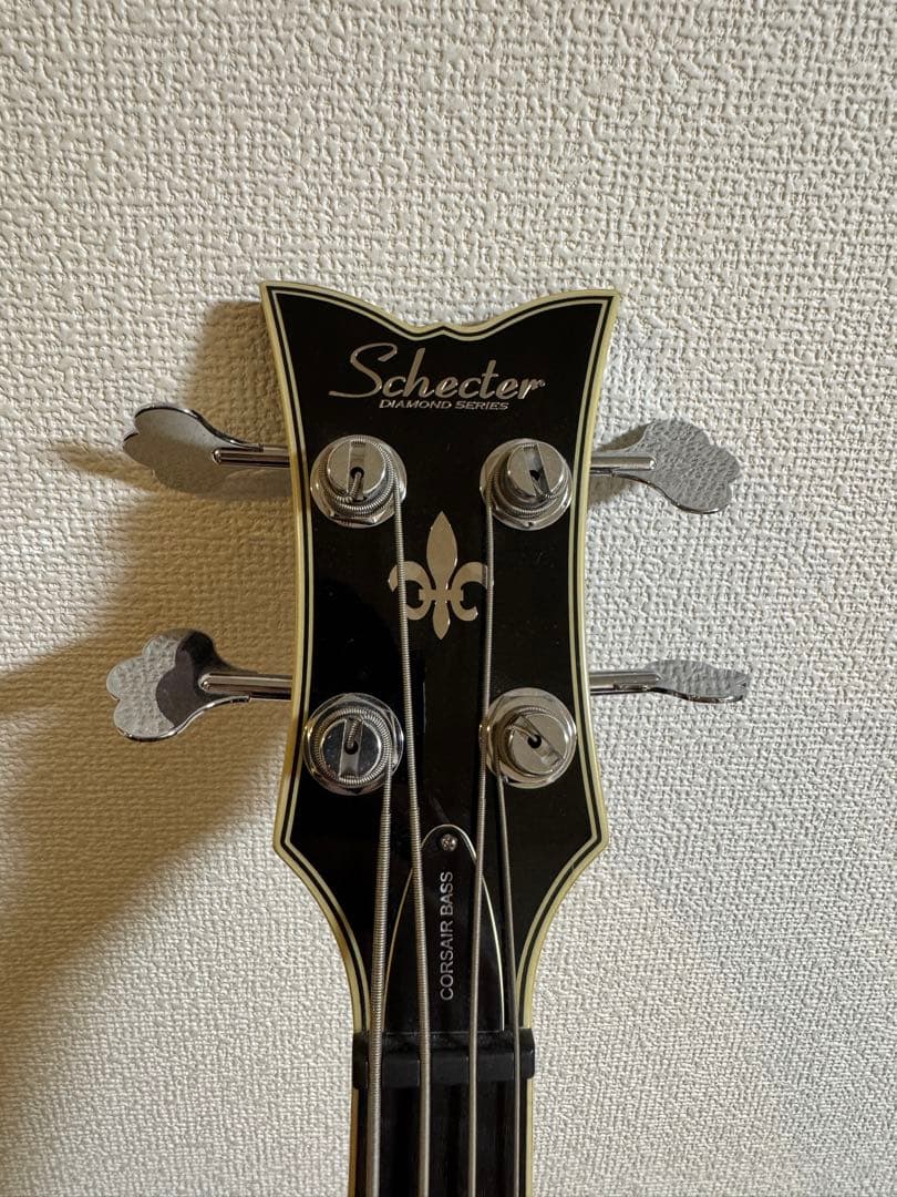 SCHECTER Corsair Bass Gloss Black セミアコ