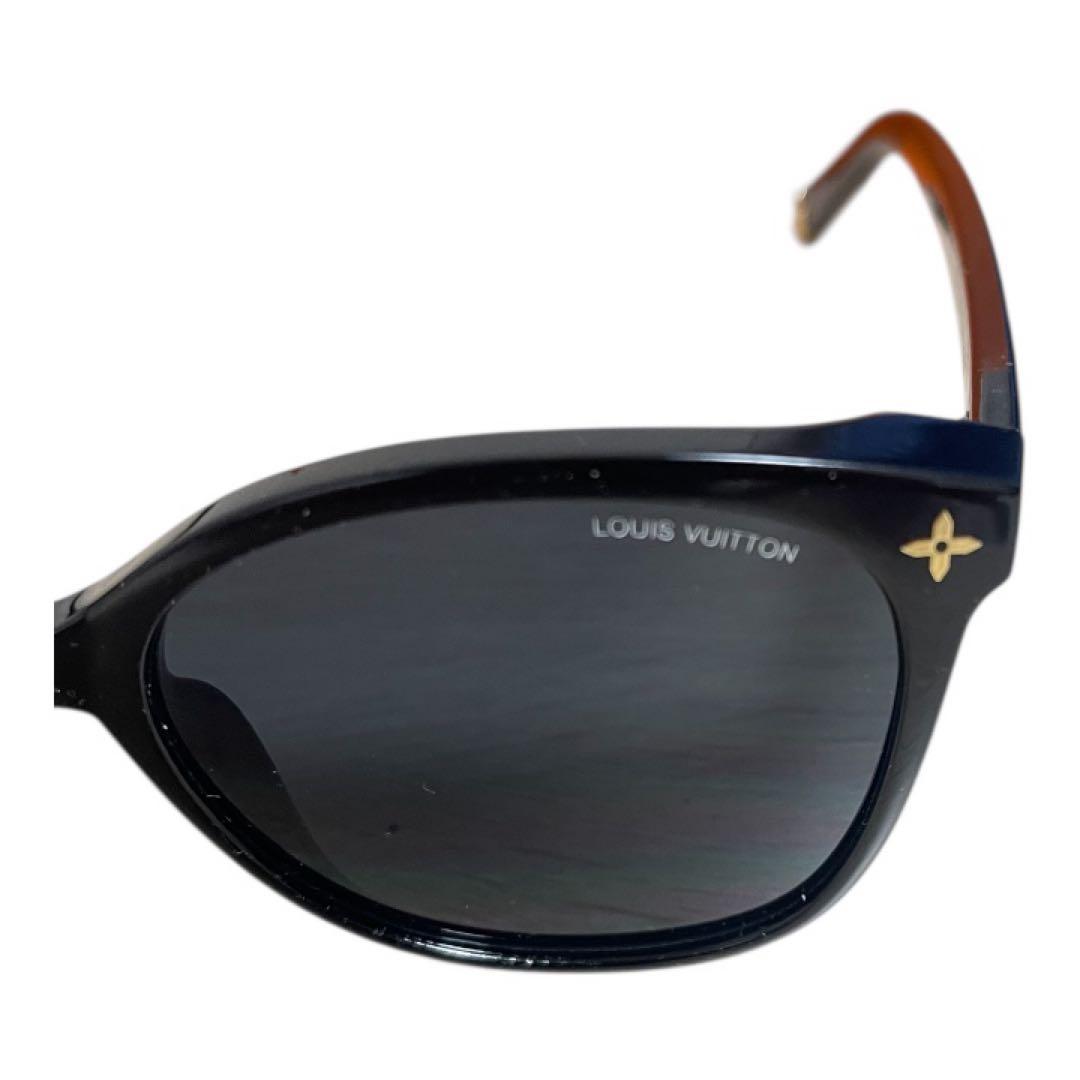 LOUIS VUITTON ノベルティ サングラス ケース付❣️