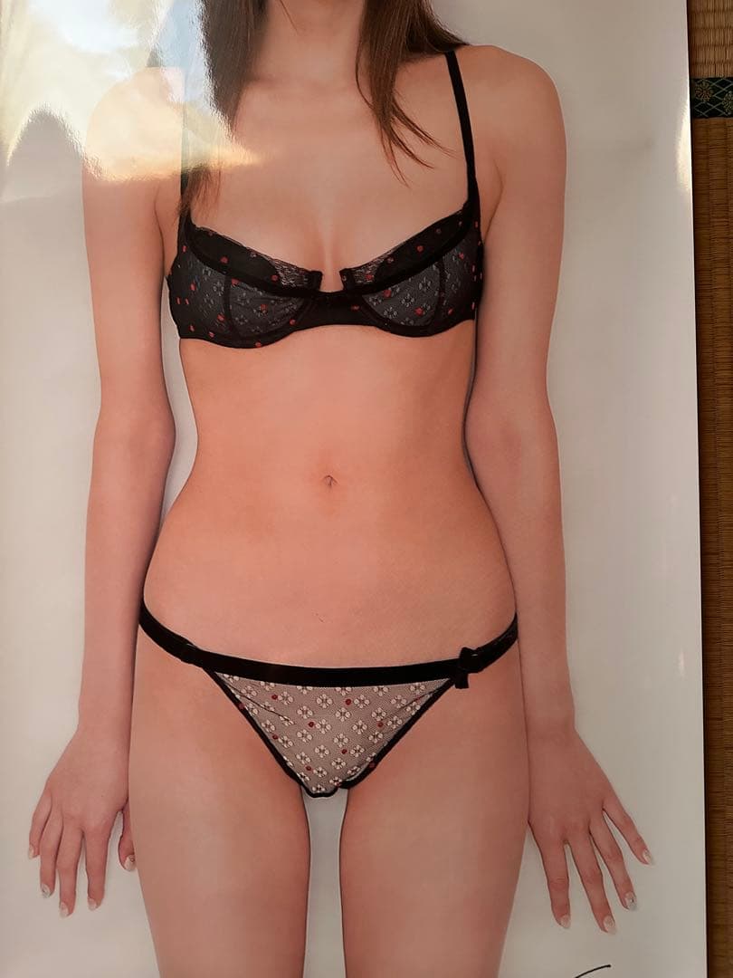 池田夏希 等身大ポスター エンタメ 下着姿