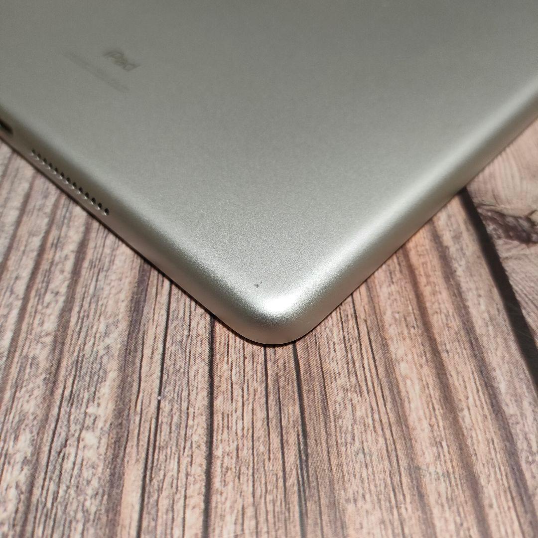 iPad 第7世代 128GB SIMフリー 美品