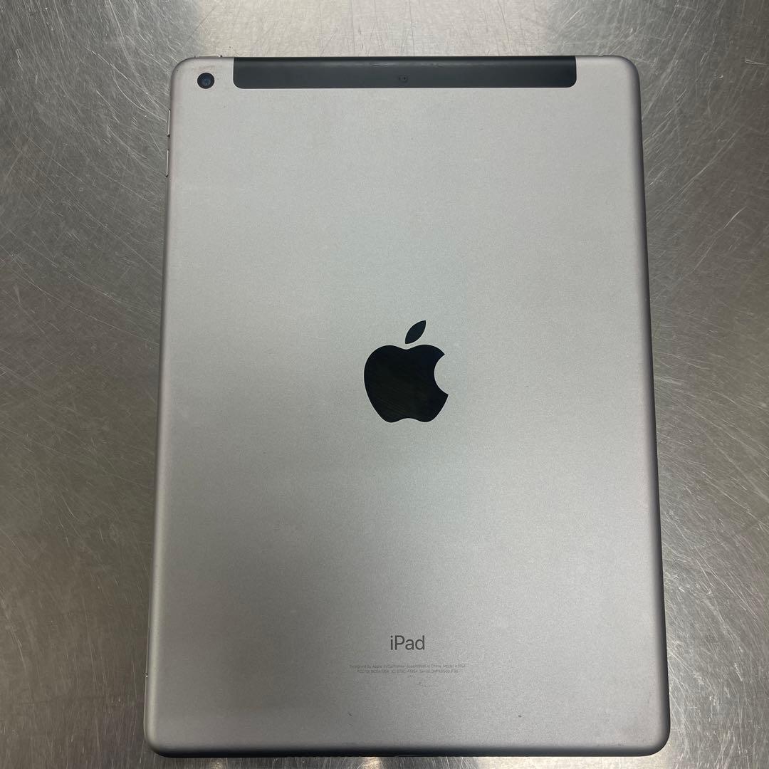 Apple iPad6 シルバー 本体