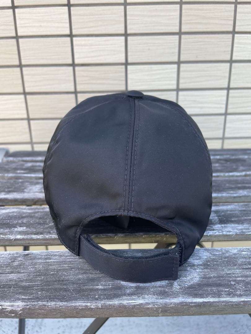 PRADA プラダ ブラック ベースボールキャップ M