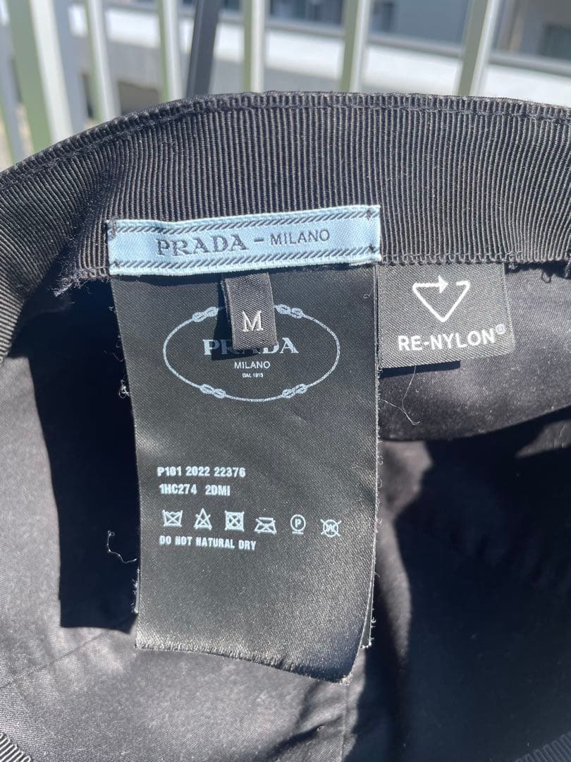 PRADA プラダ ブラック ベースボールキャップ M