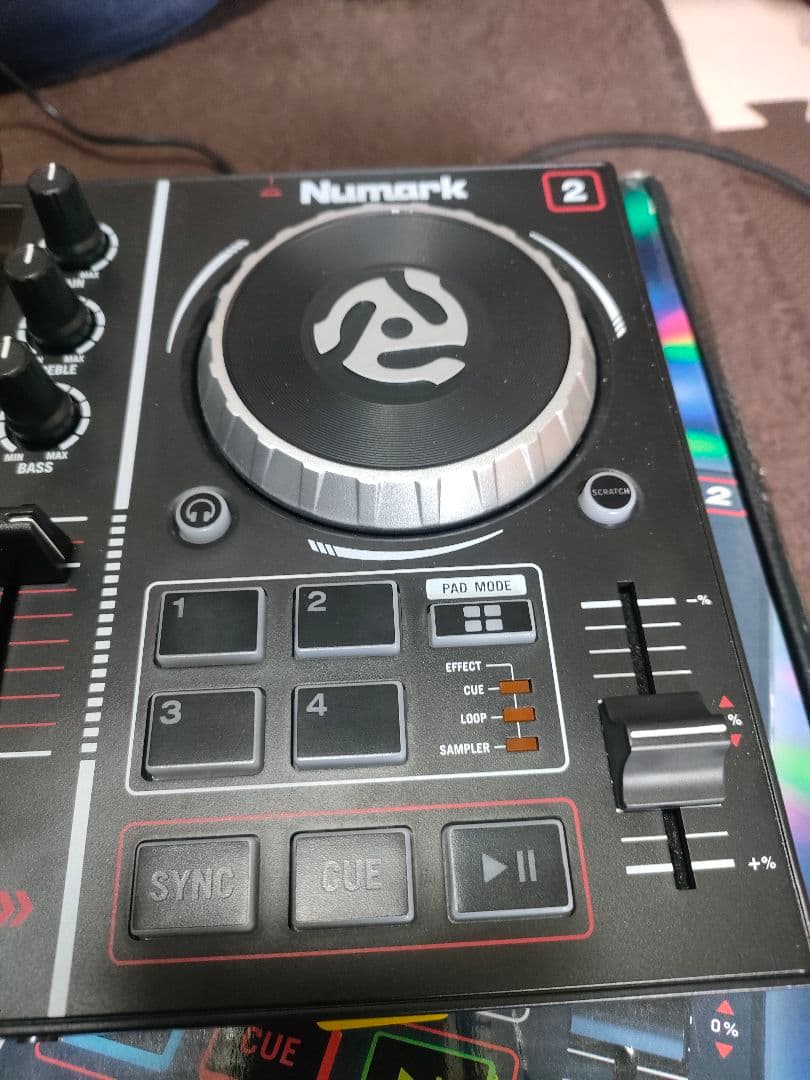Numark Party Mix DJコントローラー