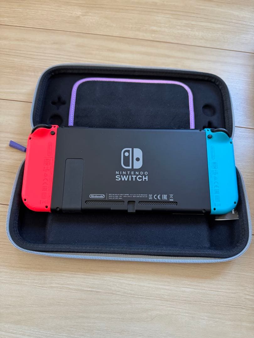 ⭐︎Nintendo Switch⭐︎ 青/赤 ケース付き