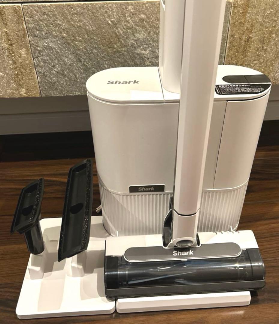 shark ハンディークリーナー CS150JAE 極美品