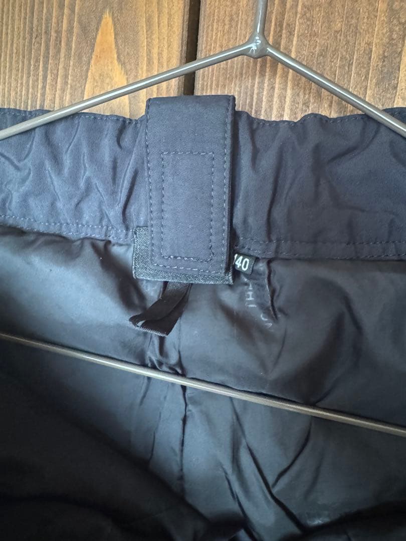 上下セット！THE NORTH FACE 赤スクープジャケット黒パンツ