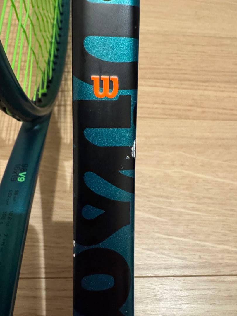 Wilson Blade V9 テニスラケット 98インチ