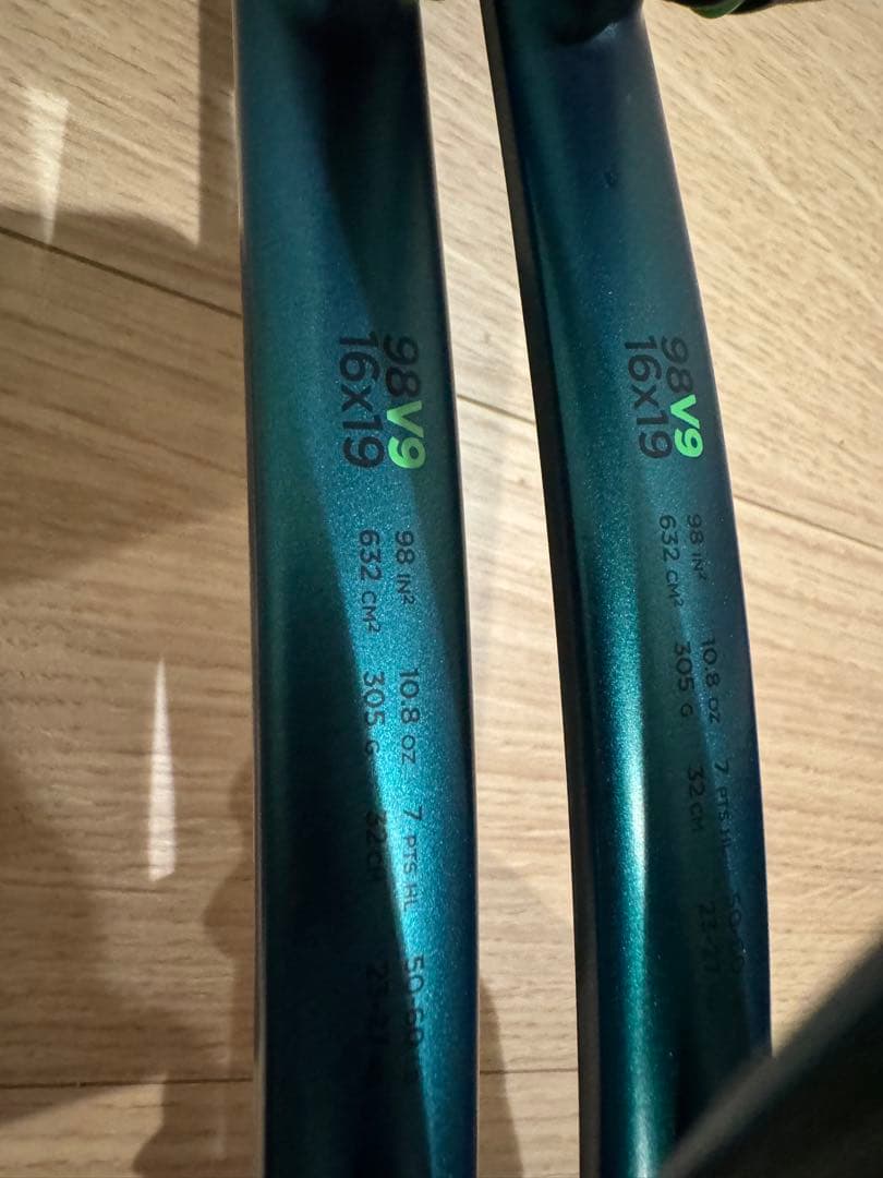 Wilson Blade V9 テニスラケット 98インチ