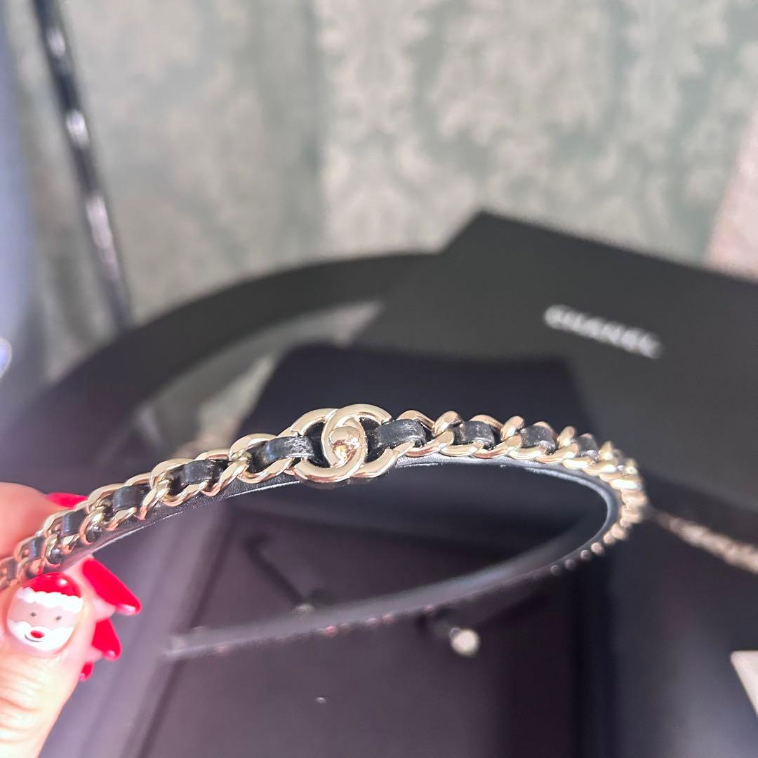 シャネル カチューシャ ココマーク チェーン ターンロック CHANEL 黒