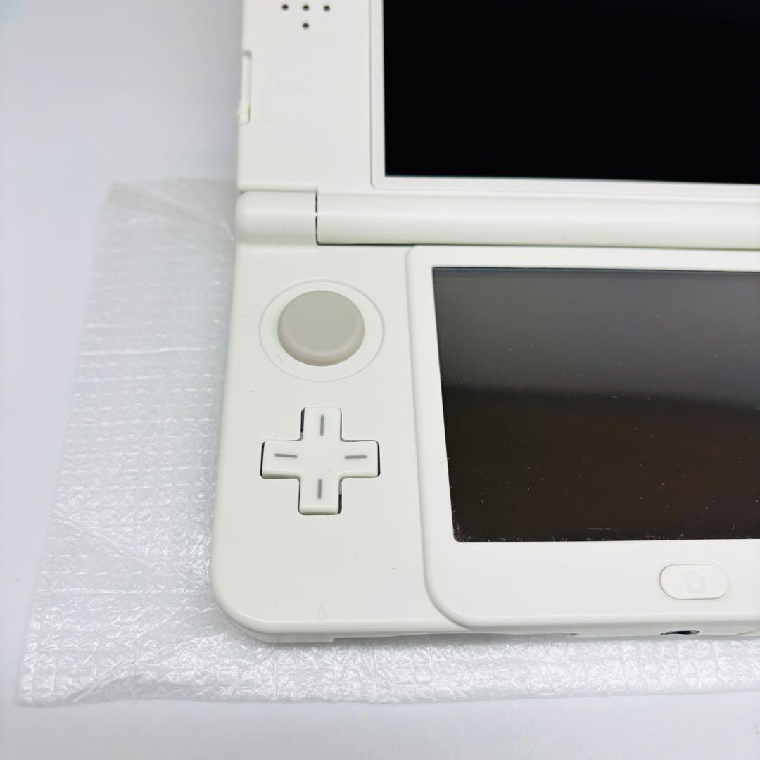 2438【極美品】Newニンテンドー3DS きせかえプレート ホワイト