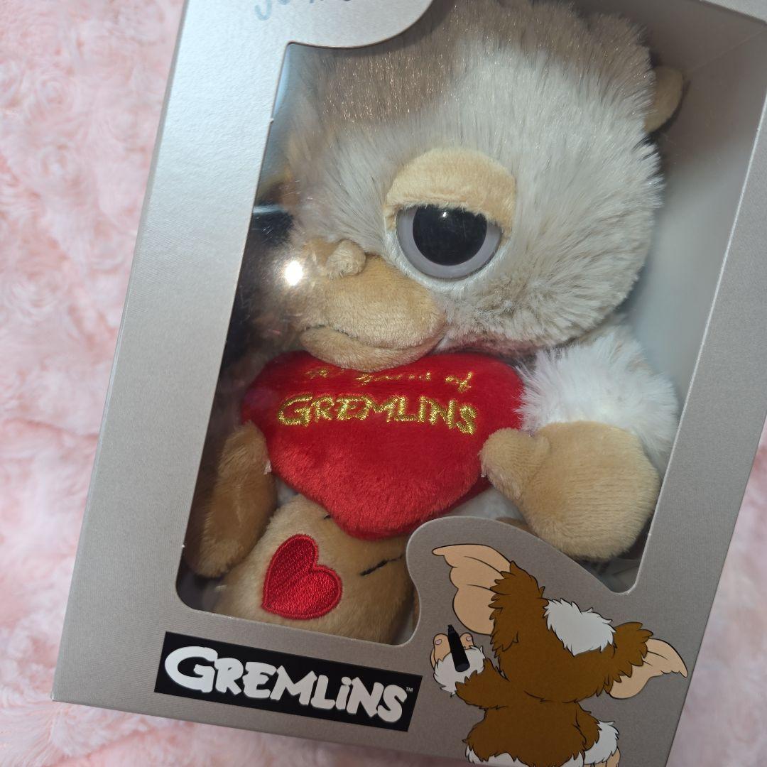 u*3様 GREMLINS ぬいぐるみ ハート付き 　限定　ギズモ