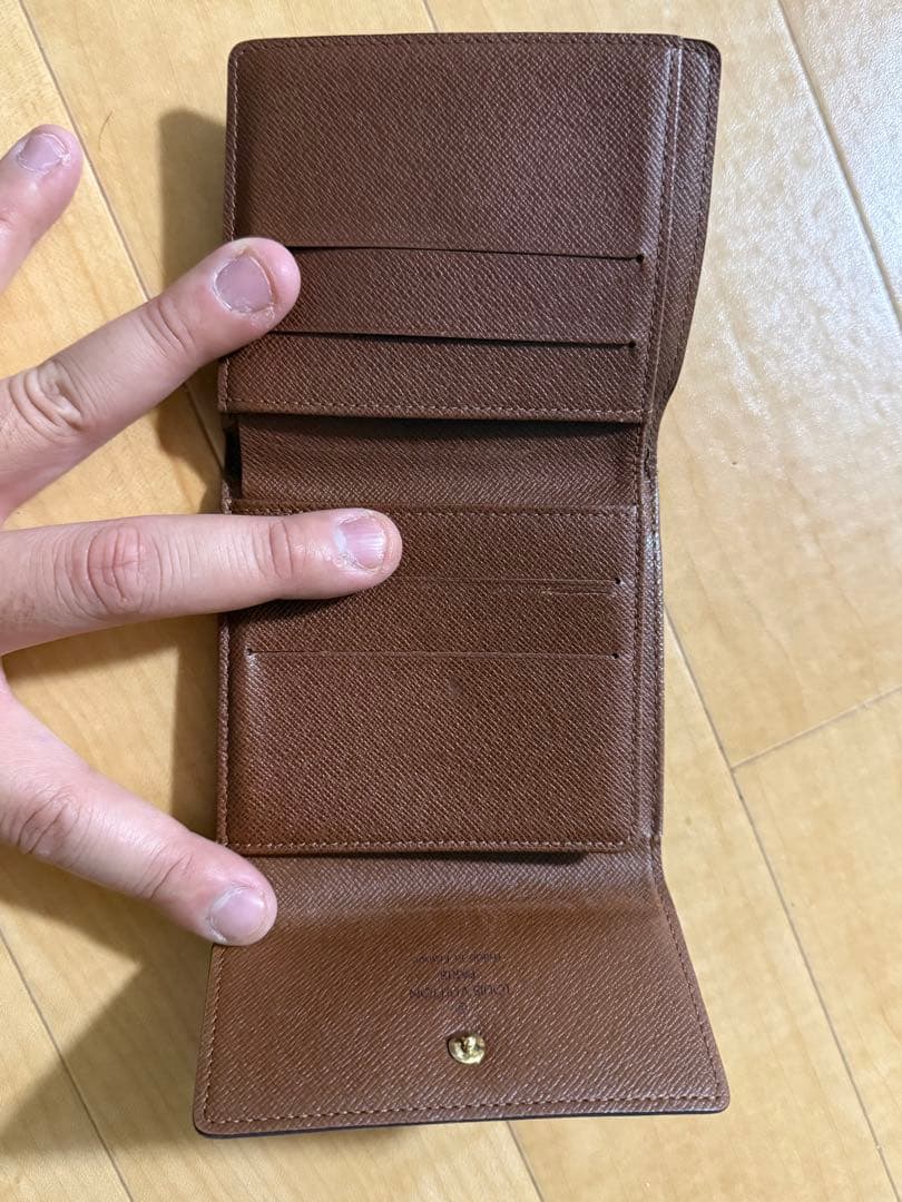 Louis Vuitton 二つ折り財布 モノグラム M61652