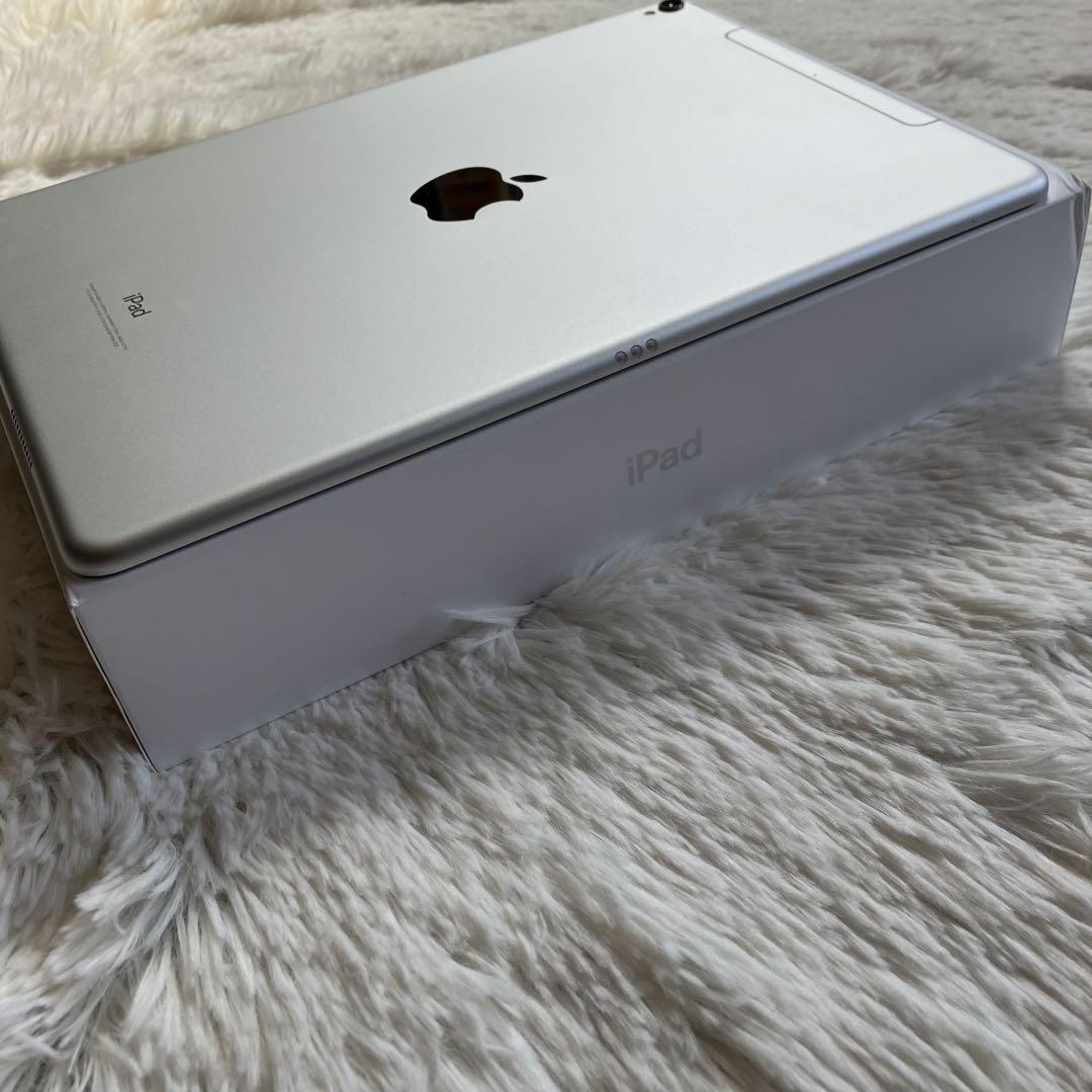 【完動品】iPad Pro 10.5 64GB SIMフリー 【発送】【付属品】