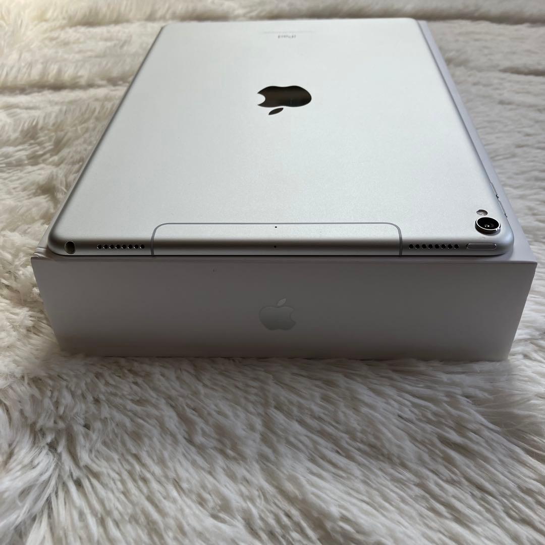 【完動品】iPad Pro 10.5 64GB SIMフリー 【発送】【付属品】