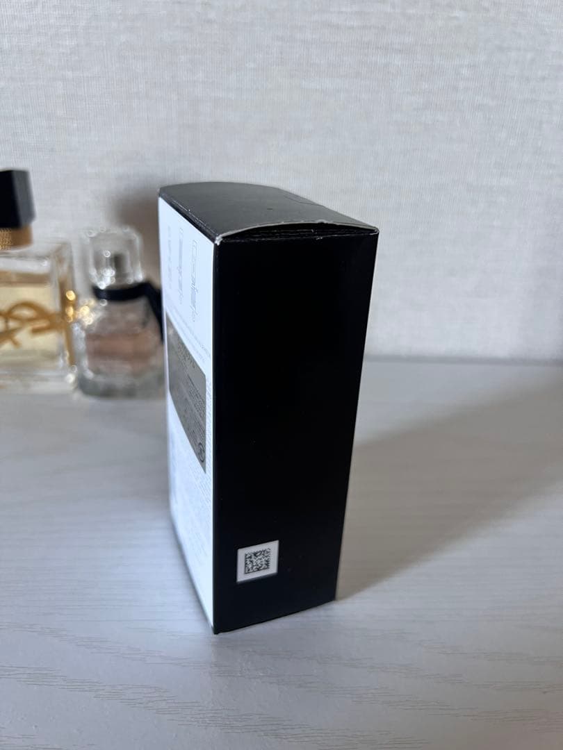 大越　Yves Saint Laurent 香水