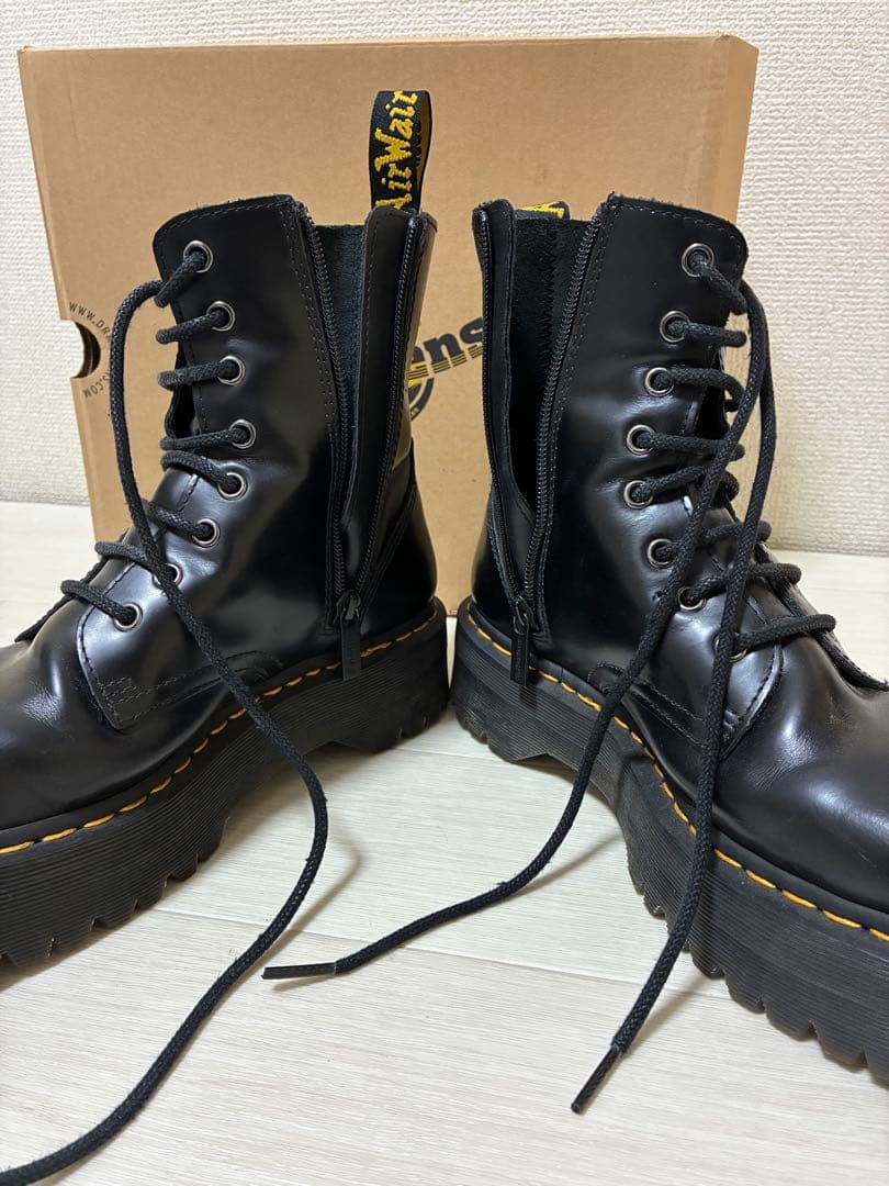 値下げ交渉⭕️Dr. Martens 厚底8ホール　マーチン