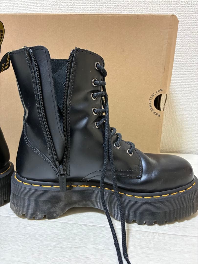 値下げ交渉⭕️Dr. Martens 厚底8ホール　マーチン