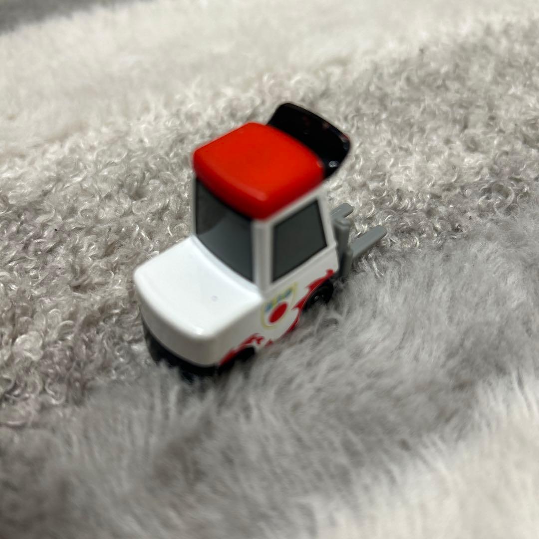 カーズ　トミカ　ミニカー　セット