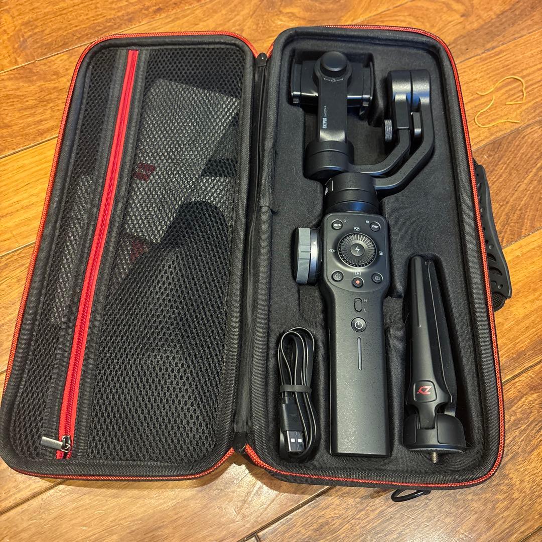 Zhiyun Smooth 4 スマホ用ジンバルスタビライザー　ケース付き