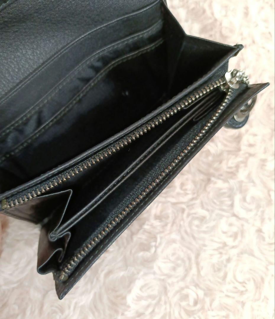 ANTEPRIMA 　本革　花装飾付き黒二つ折り財布　柔らかレザー　シボ革
