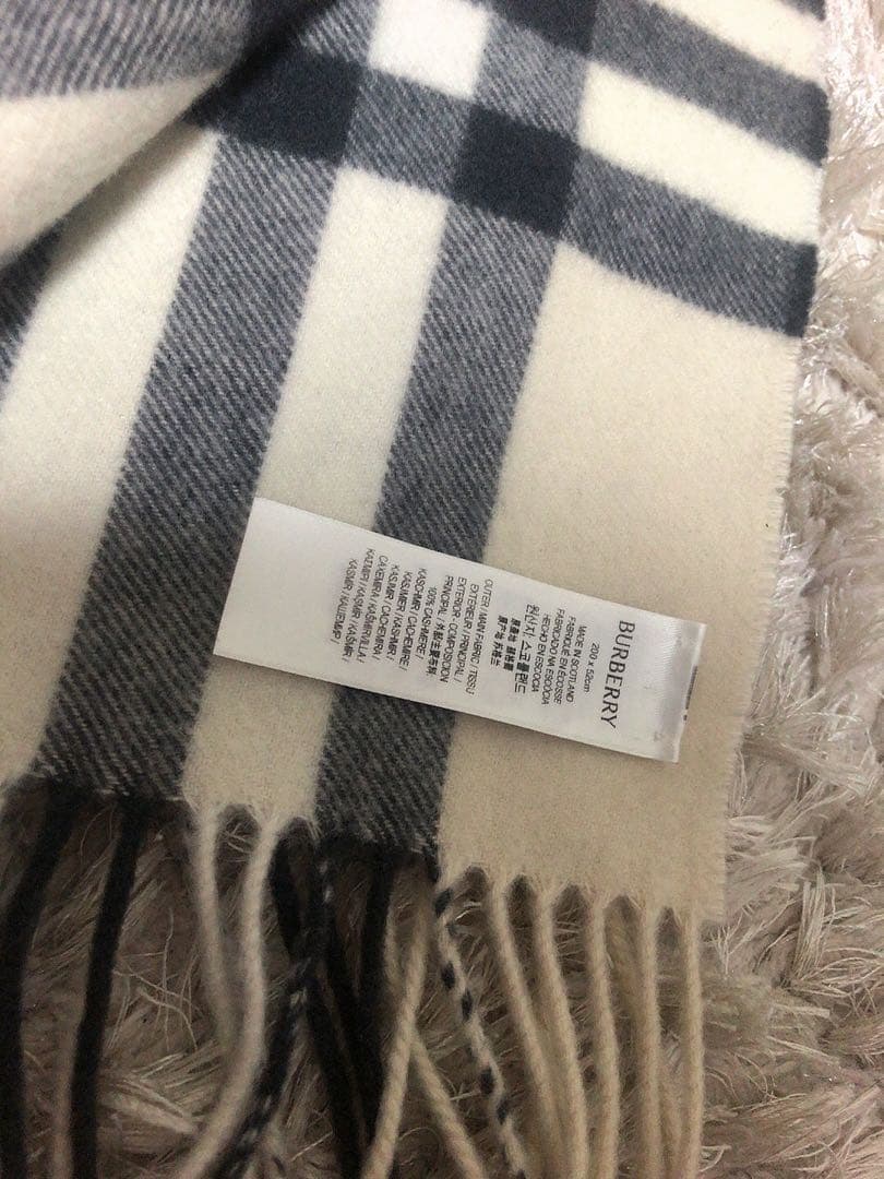 バーバリー　Burberry ワイドチェックカシミヤスカーフ　マフラー　ストール