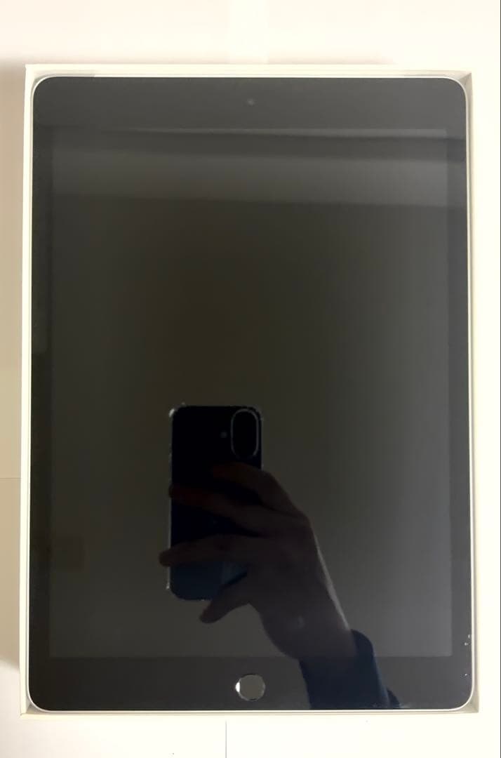 iPad (第9世代) Wi-Fi + Cellular 64GB