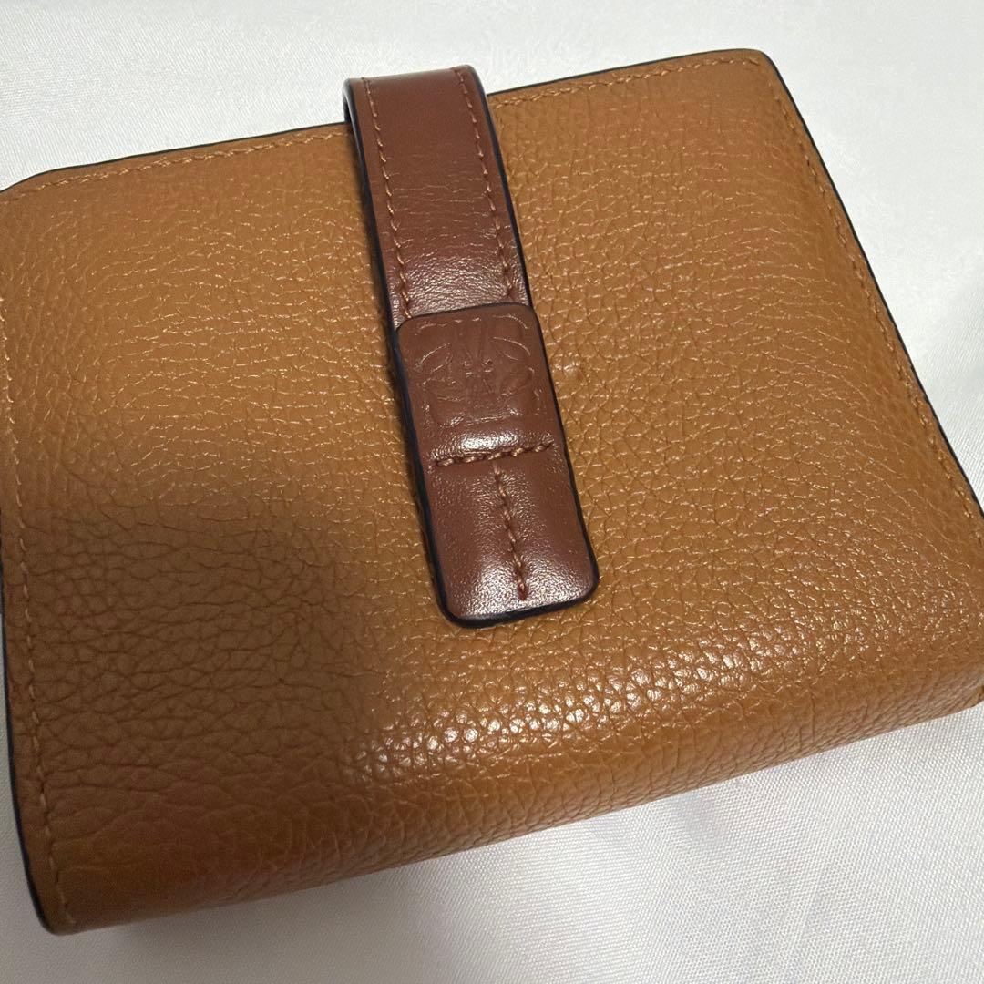 正規品　LOEWE 折り財布 コンパクトジップウォレット ソフトグレインカーフ