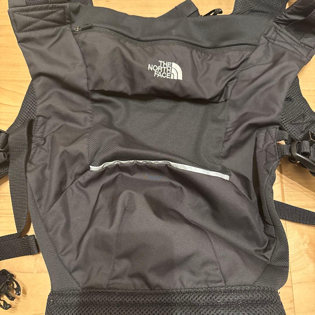 The North Face 抱っこ紐 ブラック 収納袋付き