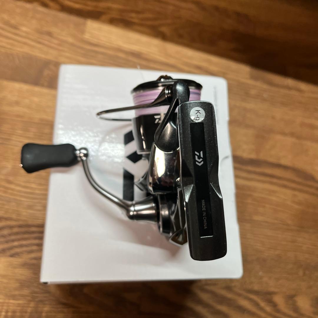 ルビアス SF2500SS-H スピニングリール 箱付き