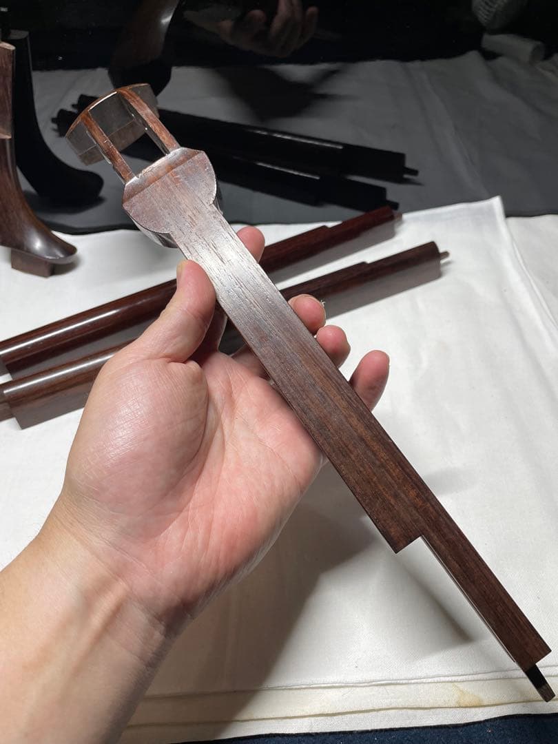 紫檀。木。三味線の構件。昭和時代。美品。舊家蔵出し。希少品。重量約838.5g