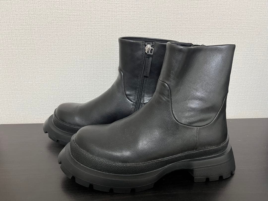 ともかジーナシスショートブーツ