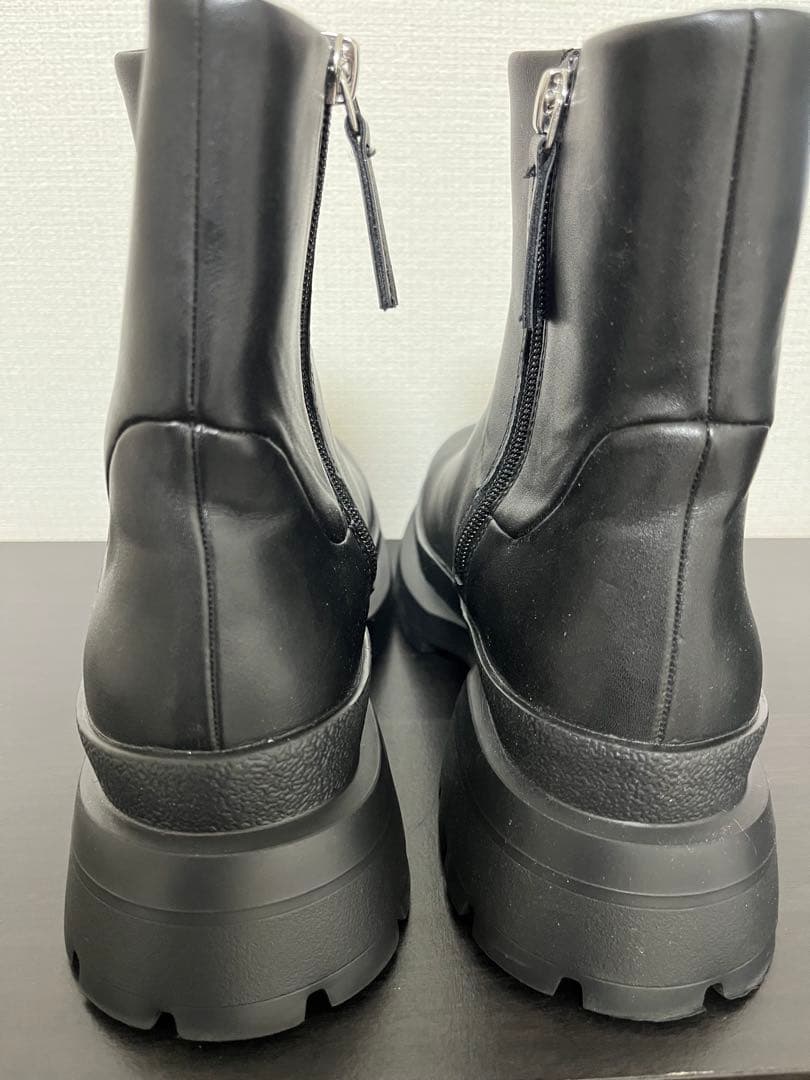ともかジーナシスショートブーツ
