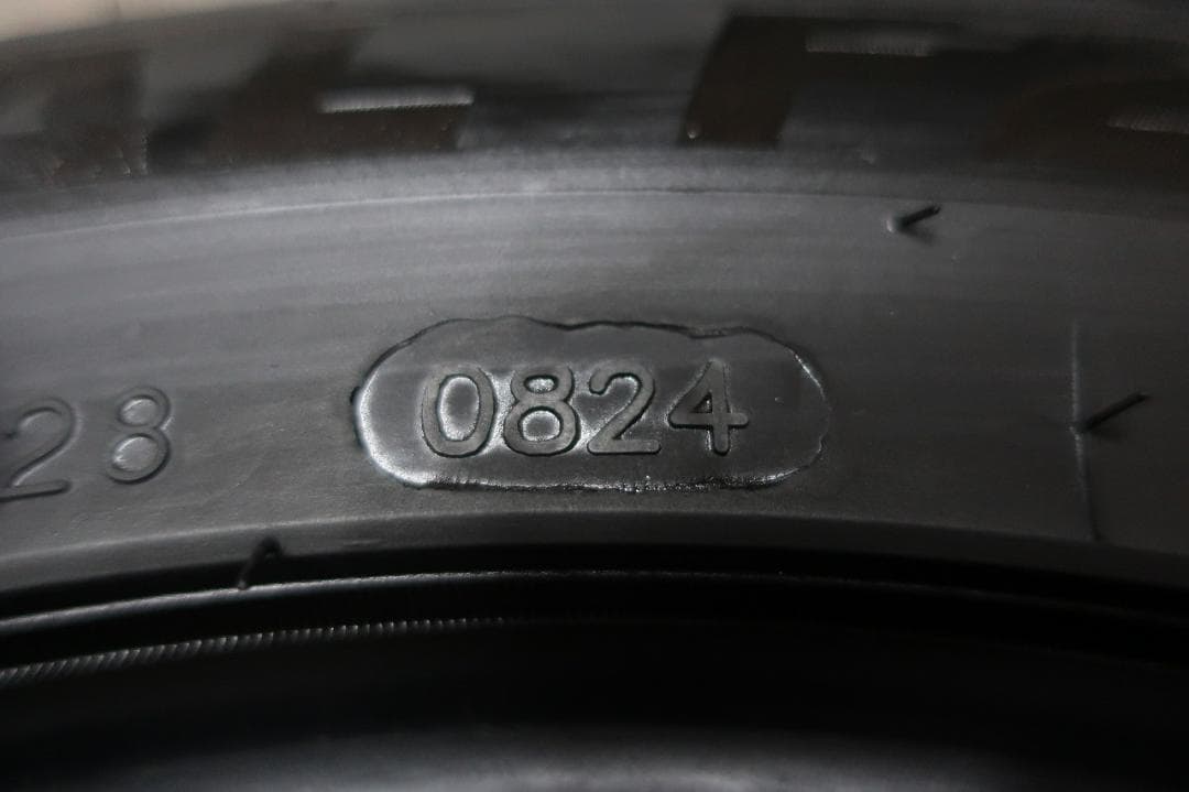Kazu様送料込　ミネルバ　RADIAL　F205　205/50R17　バリ溝