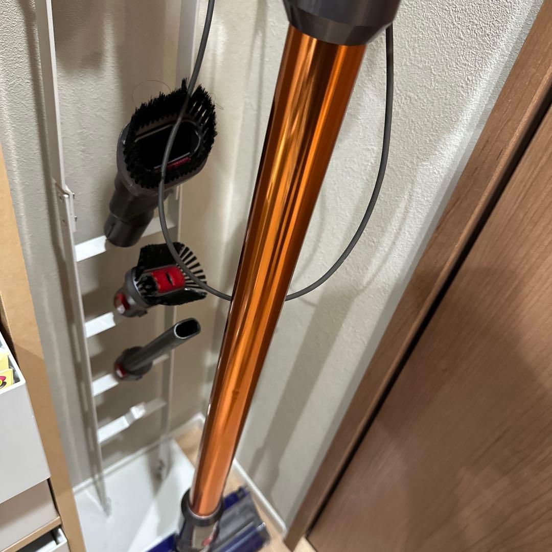 た*ー様 Dyson 掃除機　ダイソン　v10 動作品