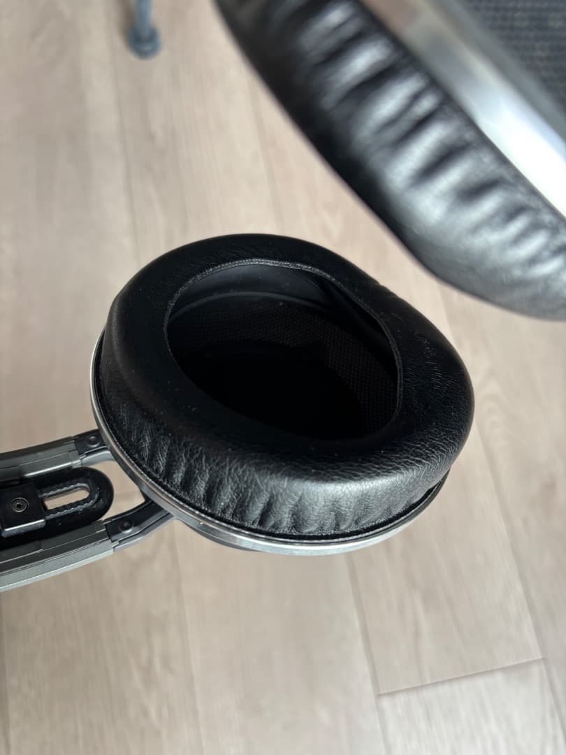 【ワンオーナー美品】AKG K812-Y3＋純正イヤーパッド（1万円相当）付き