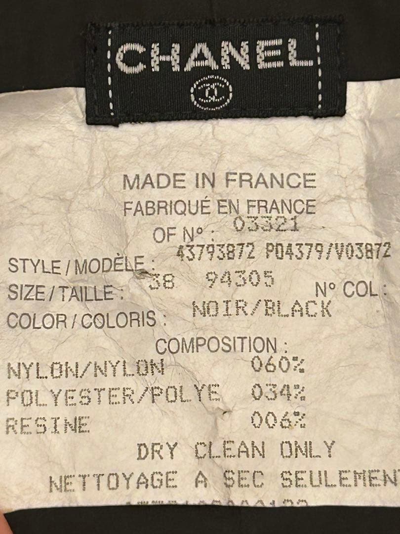 希少CHANEL シャネルブラック 薄手トレンチコート