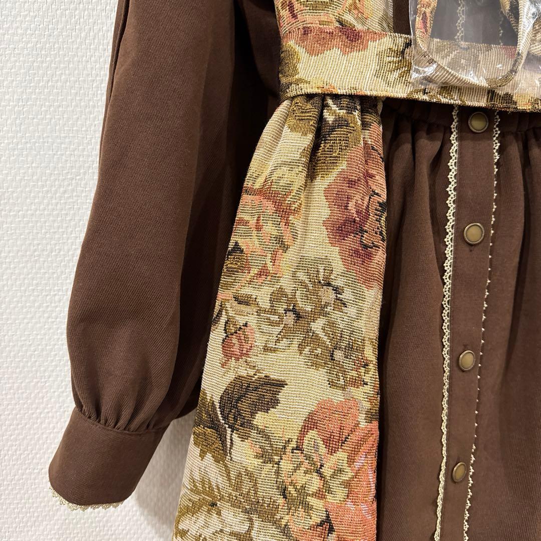 新品 クラロリくる実 しまむら ワンピース ゴブラン織り ベージュ 花柄 M