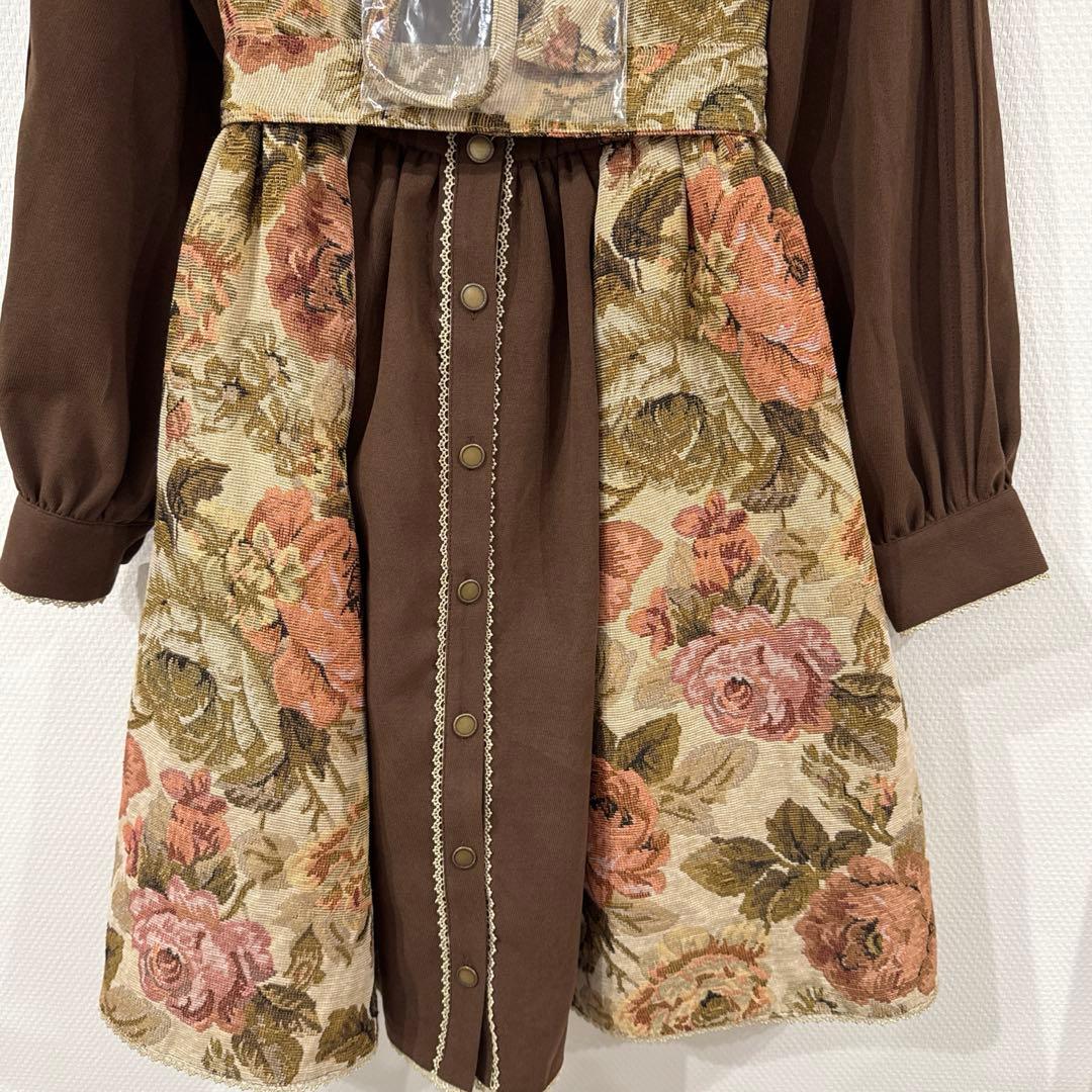 新品 クラロリくる実 しまむら ワンピース ゴブラン織り ベージュ 花柄 M