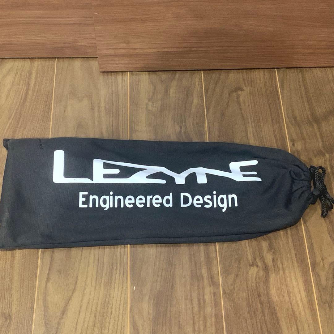 LEZYNE ミニフロアポンプ TRAVEL FLOOR DRIVE