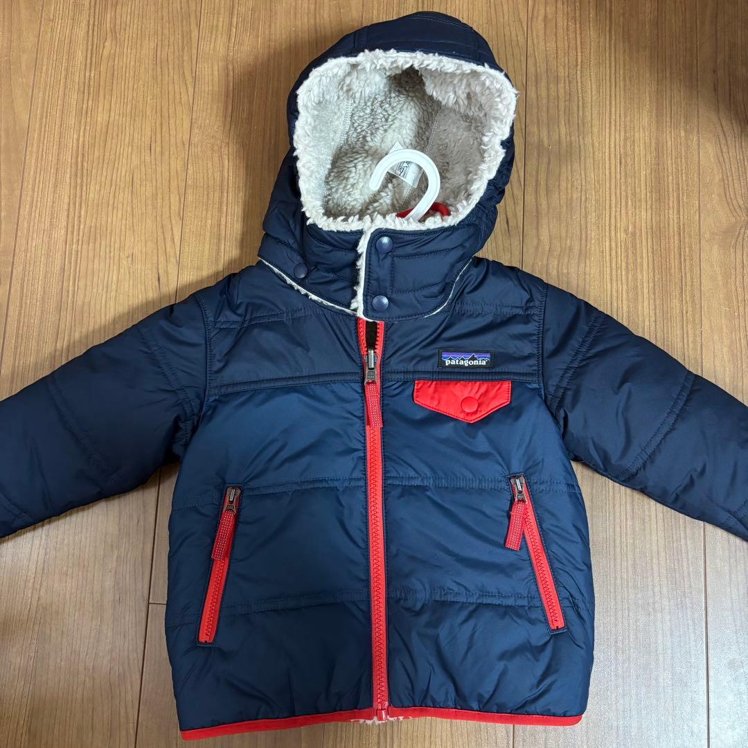【とらとら】パタゴニア　ベビーリバーシブルトリブルズフーディ　2T