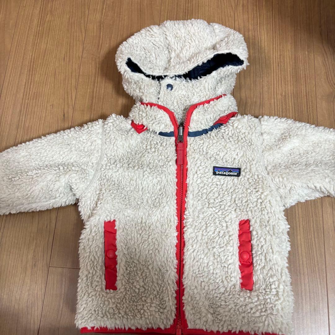 【とらとら】パタゴニア　ベビーリバーシブルトリブルズフーディ　2T
