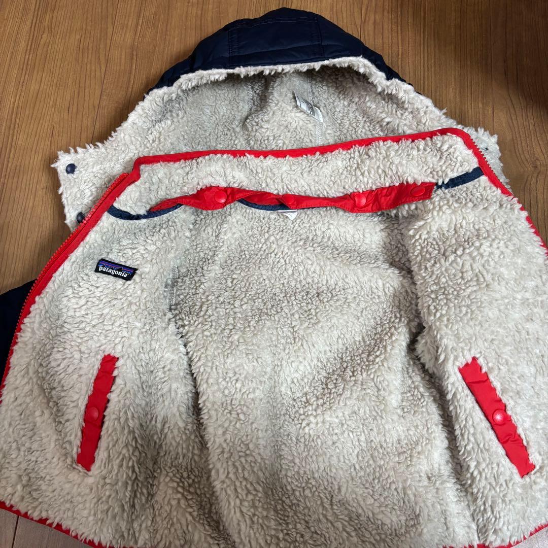 【とらとら】パタゴニア　ベビーリバーシブルトリブルズフーディ　2T